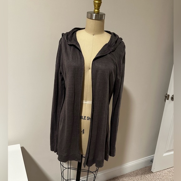 Tahari Linen Hooded Cardigan - Picture 4 of 5